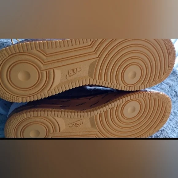 Nike AIRMAXES... UPS EXPERIMENTAL... NEW - Picture 7 of 12